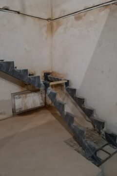 Лестница на второй этаж