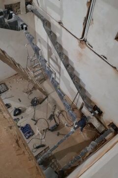 Лестница на второй этаж