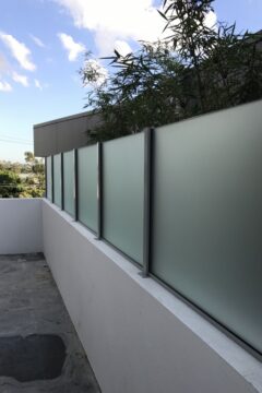 Стеклянные ограждения из стекла на заказ Днепр