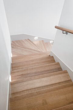 Лестницы из ясеня Днепр