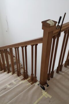Деревянная лестница - монтаж