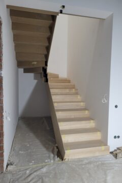 Изготовление лестницы на второй этаж Днепр