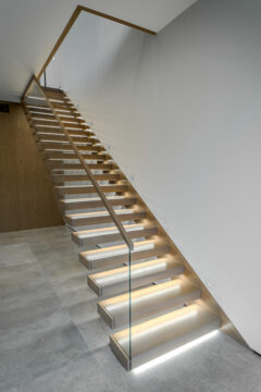 Заказать лестницы для дома, в дом, Днепр