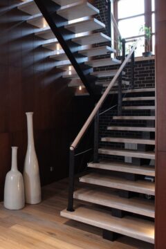 Лестница на косоурах