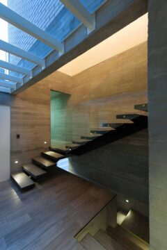 Лестница на косоурах