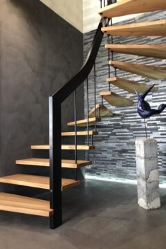 Лестницы на больцах Днепр больцевая лестница