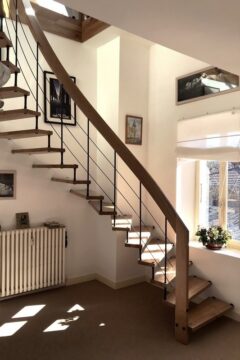 Лестницы на больцах Днепр больцевая лестница