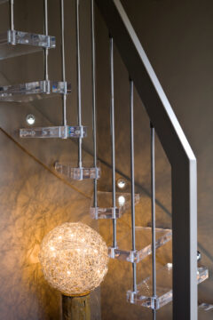 Лестницы на больцах Днепр больцевая лестница