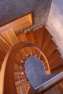 Лестницы на больцах Днепр больцевая лестница