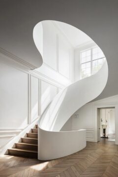 Монолитные обшивные лестницы