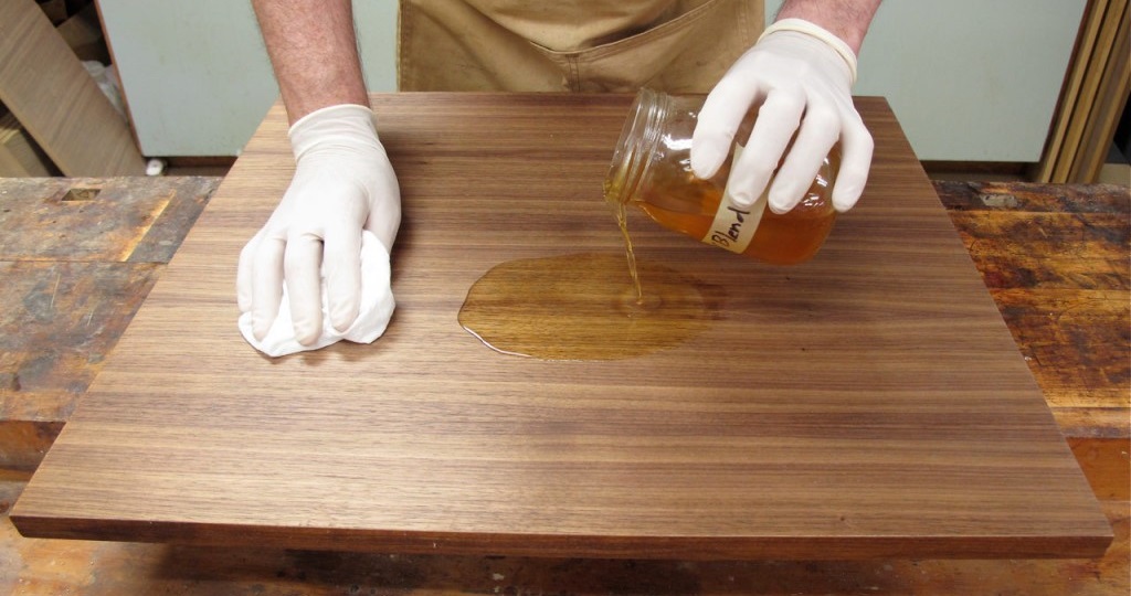 Обработка дерева маслом Обработка дерева маслом